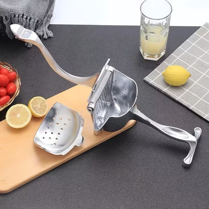 PureExtract™ Manual Juicer